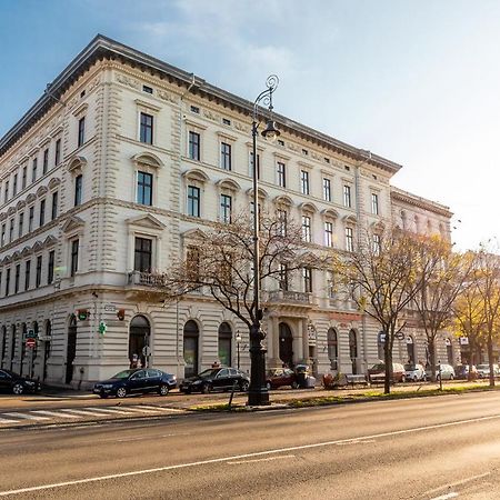 Adagio Downtown Rooms Budapest Exterior photo